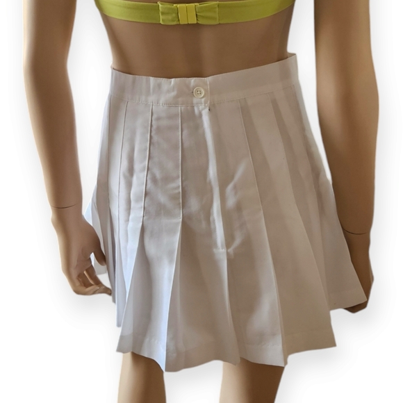 Tennis Skirt - Picture 3 of 12